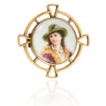 AN ANTIQUE MINIATURE BROOCH in yellow gold, comprising of a miniature in gold frame, unmarked, 3.