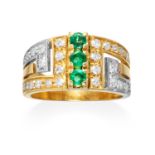 AN EMERALD AND DIAMOND DRESS RING in 18ct yellow gold, jewelled with three emerald in an abstract