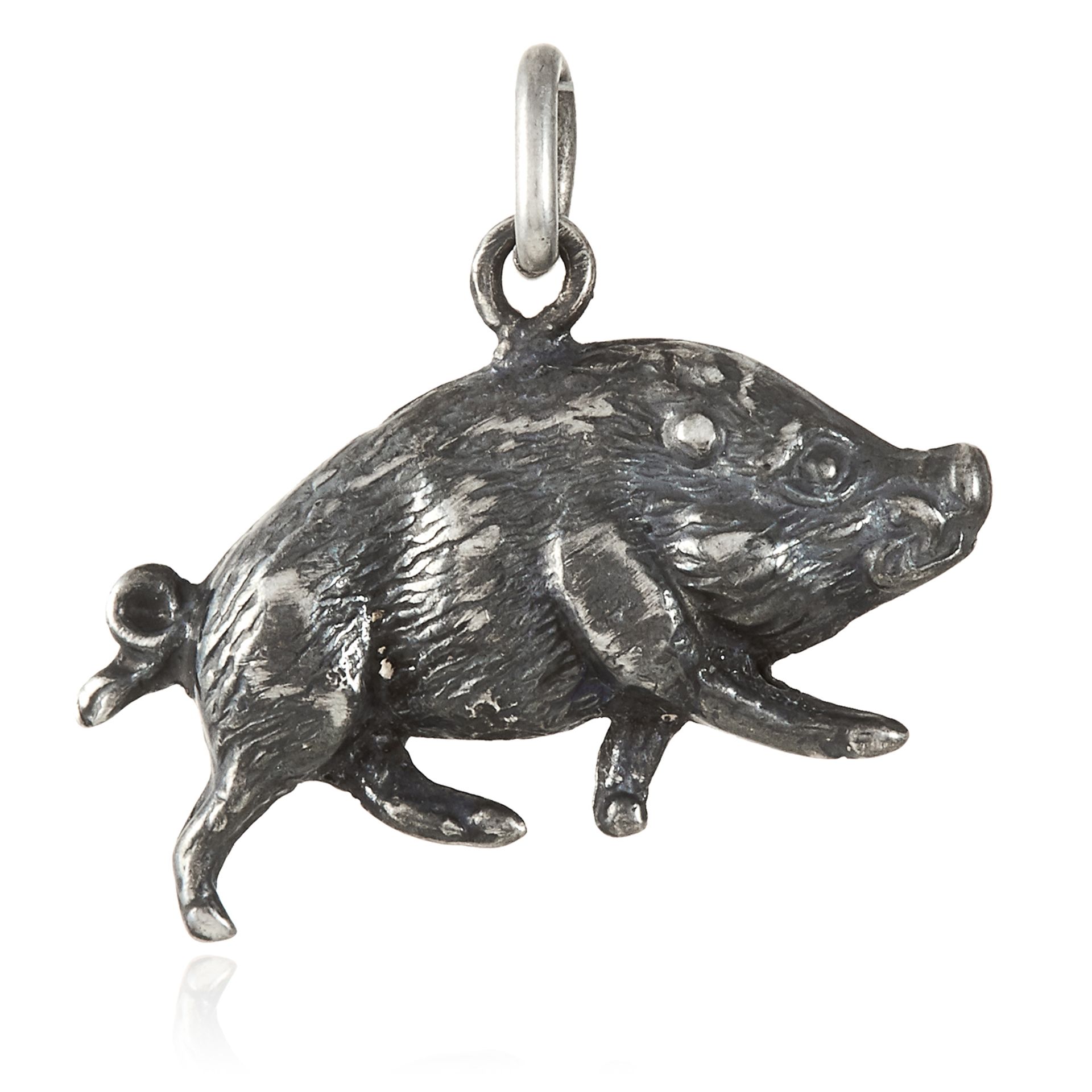 A WILD BOAR CHARM in silver, depicting a wild boar, unmarked, 2cm, 0.7g.