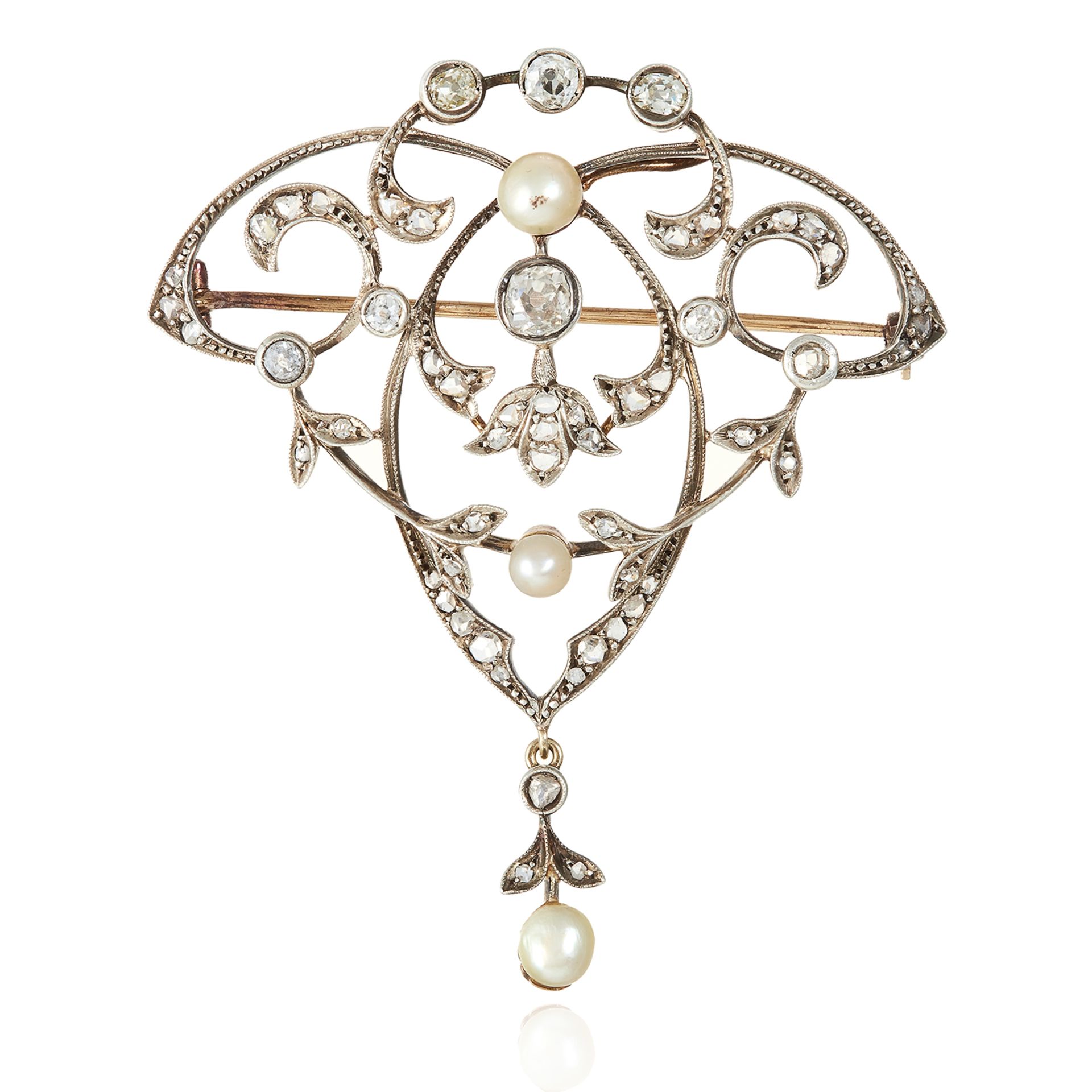 AN ANTIQUE PEARL AND DIAMOND BROOCH in yellow gold and silver, the principal 0.50 carat old cut