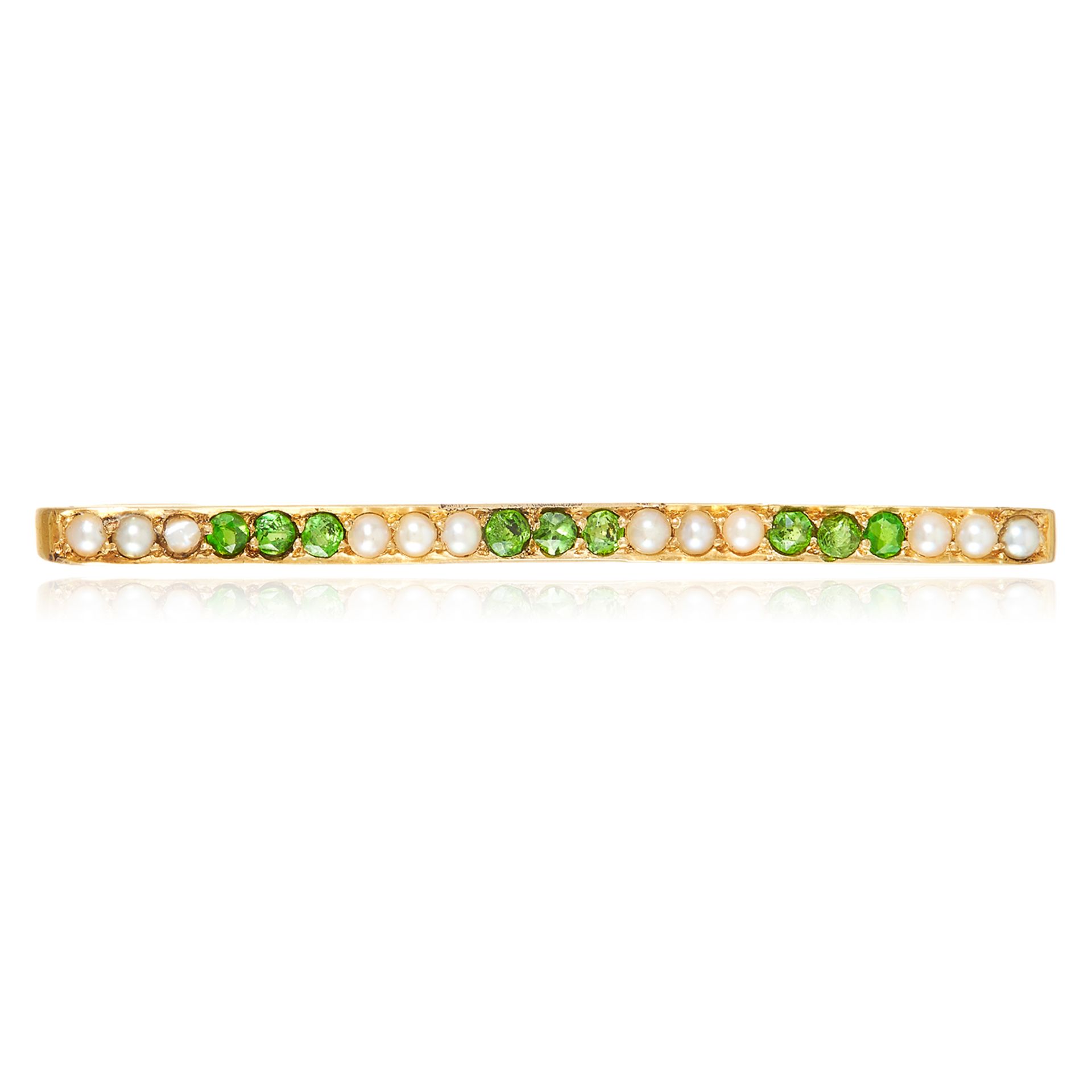 A PEARL AND PERIDOT BAR BROOCH in high carat yellow gold, set with alternating round cut peridot and