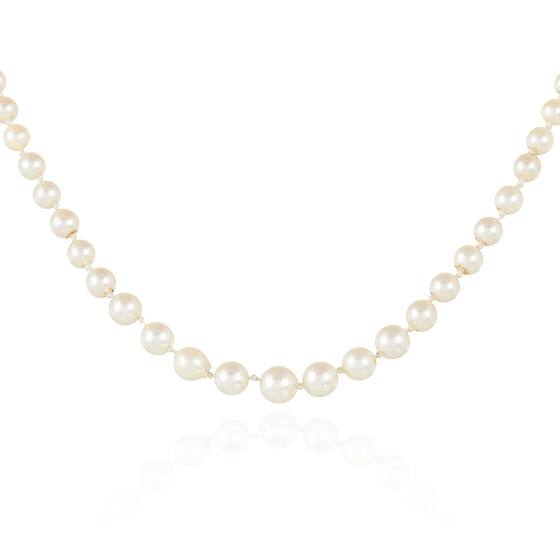 A PEARL NECKLACE comprising of a single strand of ninety-six pearls, 48cm, 8.79g.