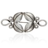 A VINTAGE BROOCH, BIRGER HAGLUND MID 20TH CENTURY in sterling silver, of abstract floral design,