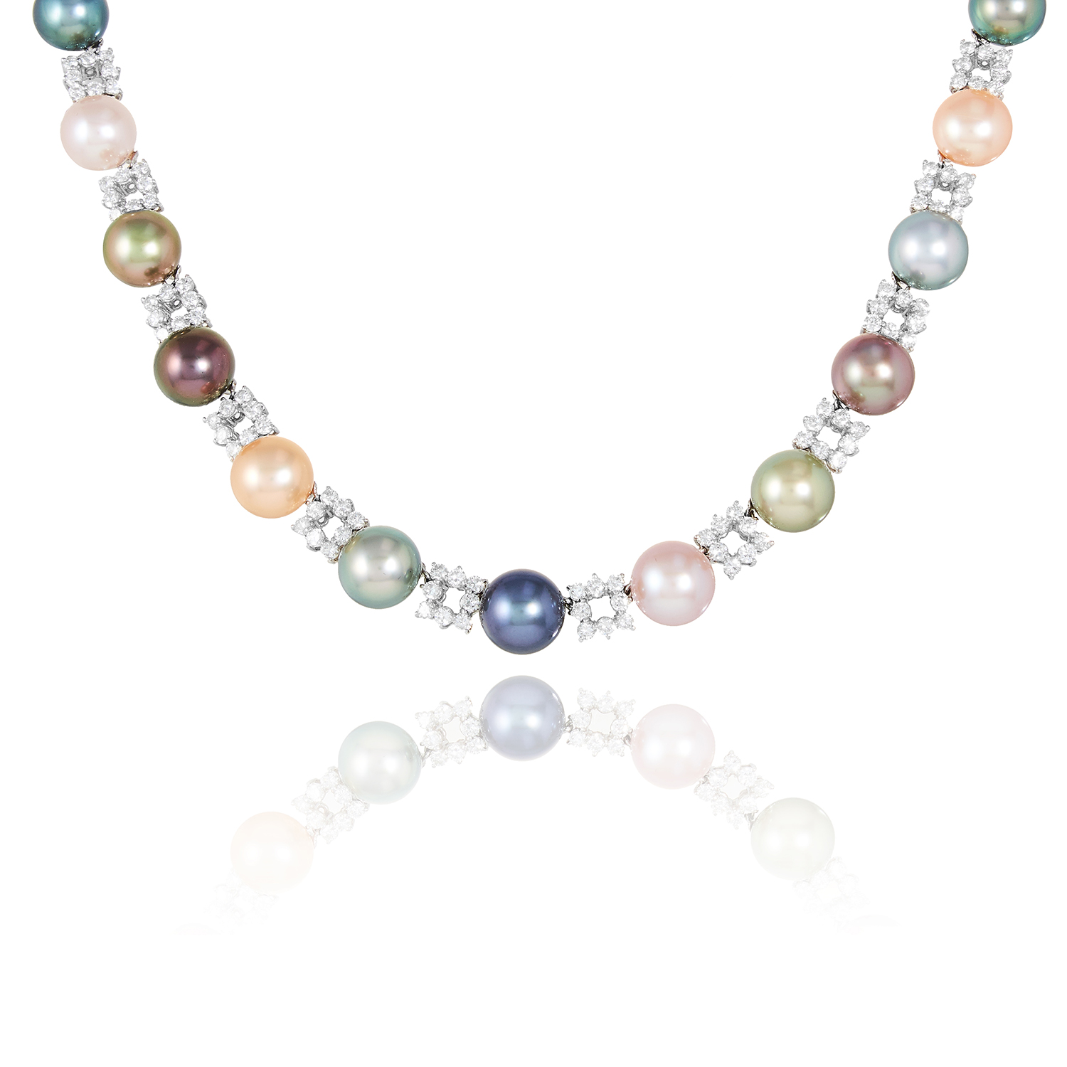 A PEARL AND DIAMOND NECKLACE, SCHOEFFEL in 18ct white gold, comprising a single row of alternating