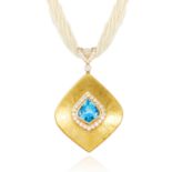 A TOPAZ, DIAMOND AND SEED PEARL PENDANT NECKLACE in 18ct yellow gold, the fancy kite shaped blue