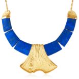 A LAPIS LAZULI COLLAR NECKLACE in 18ct yellow gold, designed as a collar of six graduated polished