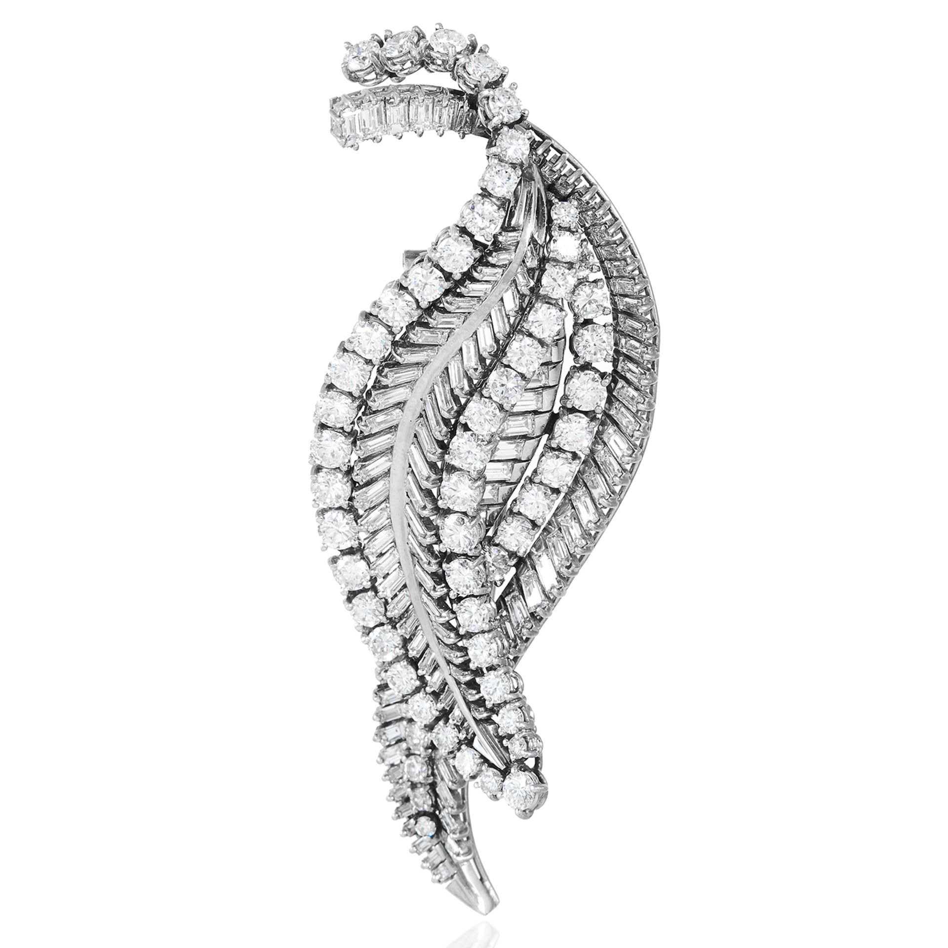 A FEUILLE DIAMOND BROOCH, SIGNED VCA PARIS in 18ct white gold, in feuille design, set with round and