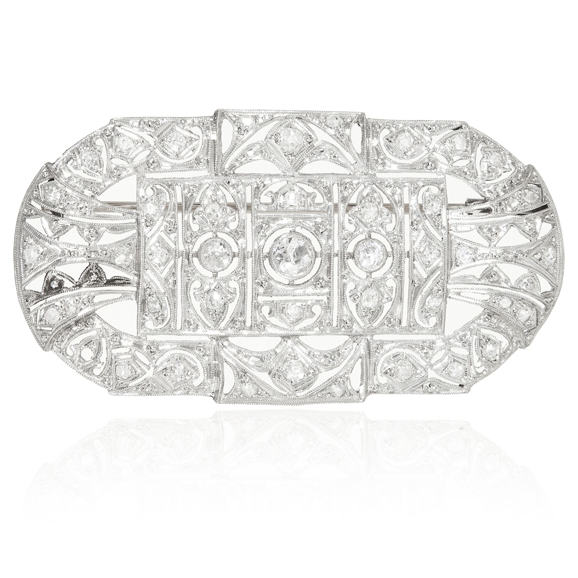 AN ART DECO DIAMOND BROOCH in 18ct white gold, in Art Deco design, set with old cut diamonds,