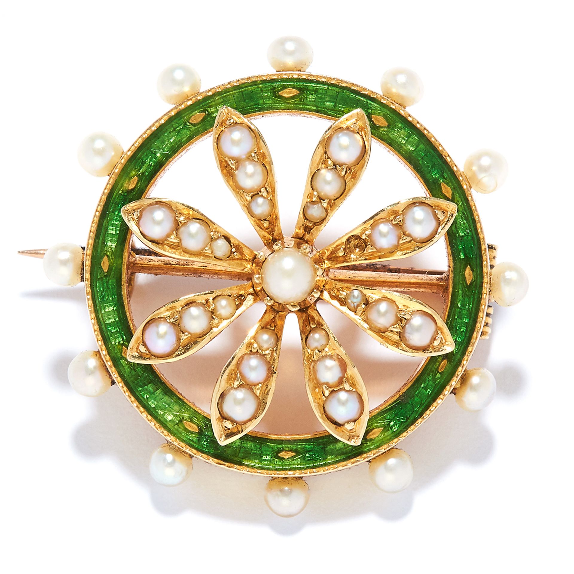ANTIQUE PEARL AND ENAMEL BROOCH in 15ct yellow gold, in circular foliate motif, set with green