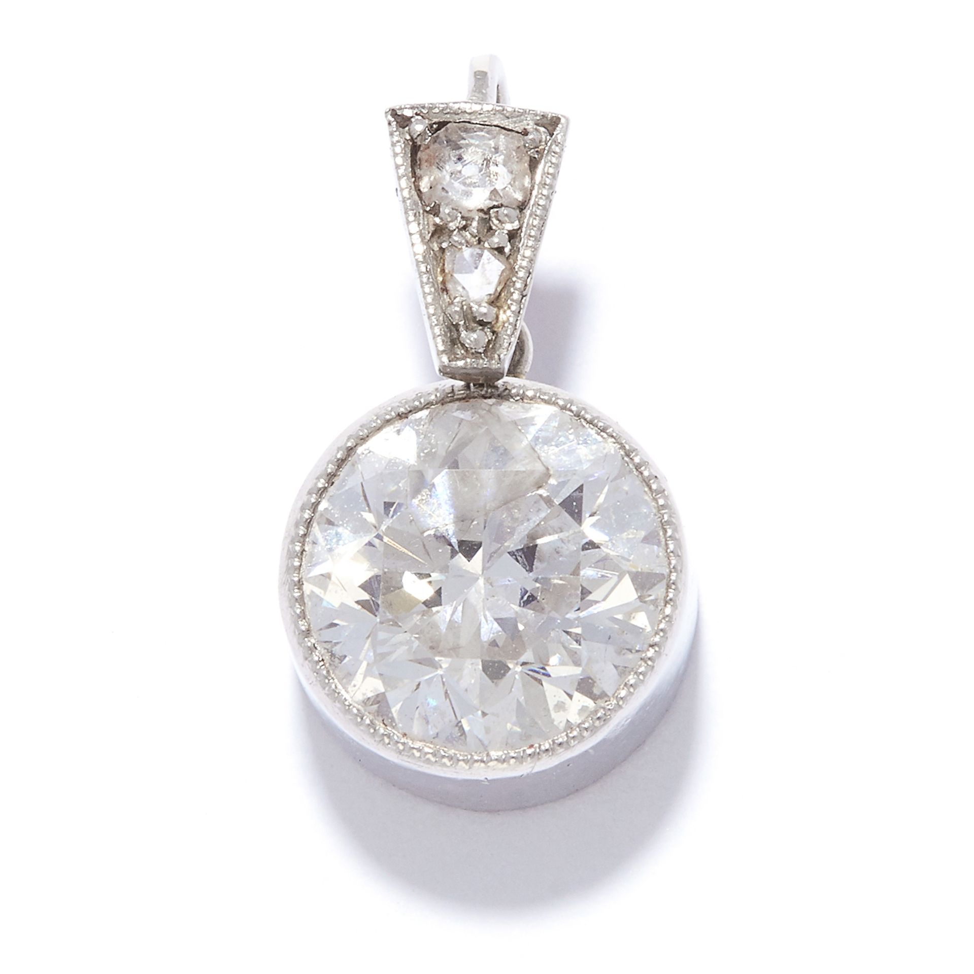 1.60 CARAT SOLITAIRE DIAMOND PENDANT in white gold or platinum, set with a round cut diamond of
