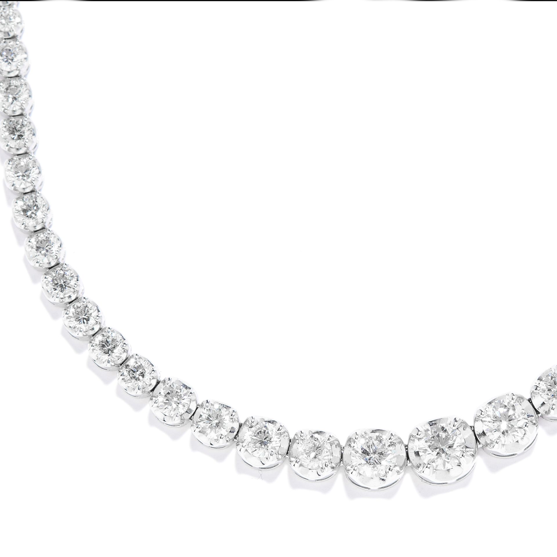 10.00 CARAT DIAMOND RIVIERA NECKLACE in 18ct white gold, set with graduating round cut diamonds - Bild 2 aus 2