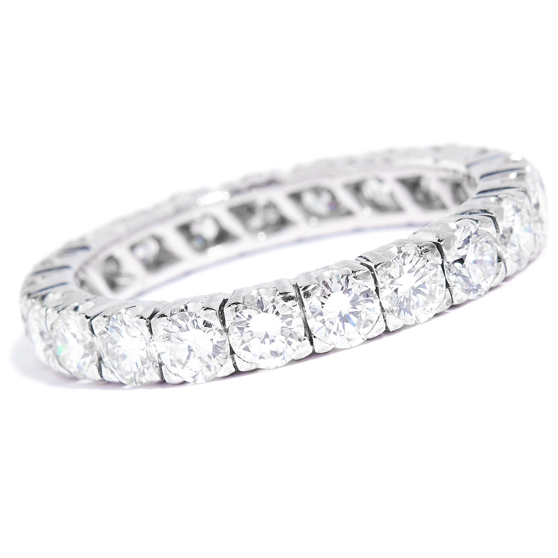 2.00 CARAT DIAMOND ETERNITY RING in 18ct white gold, set with round cut diamonds totalling