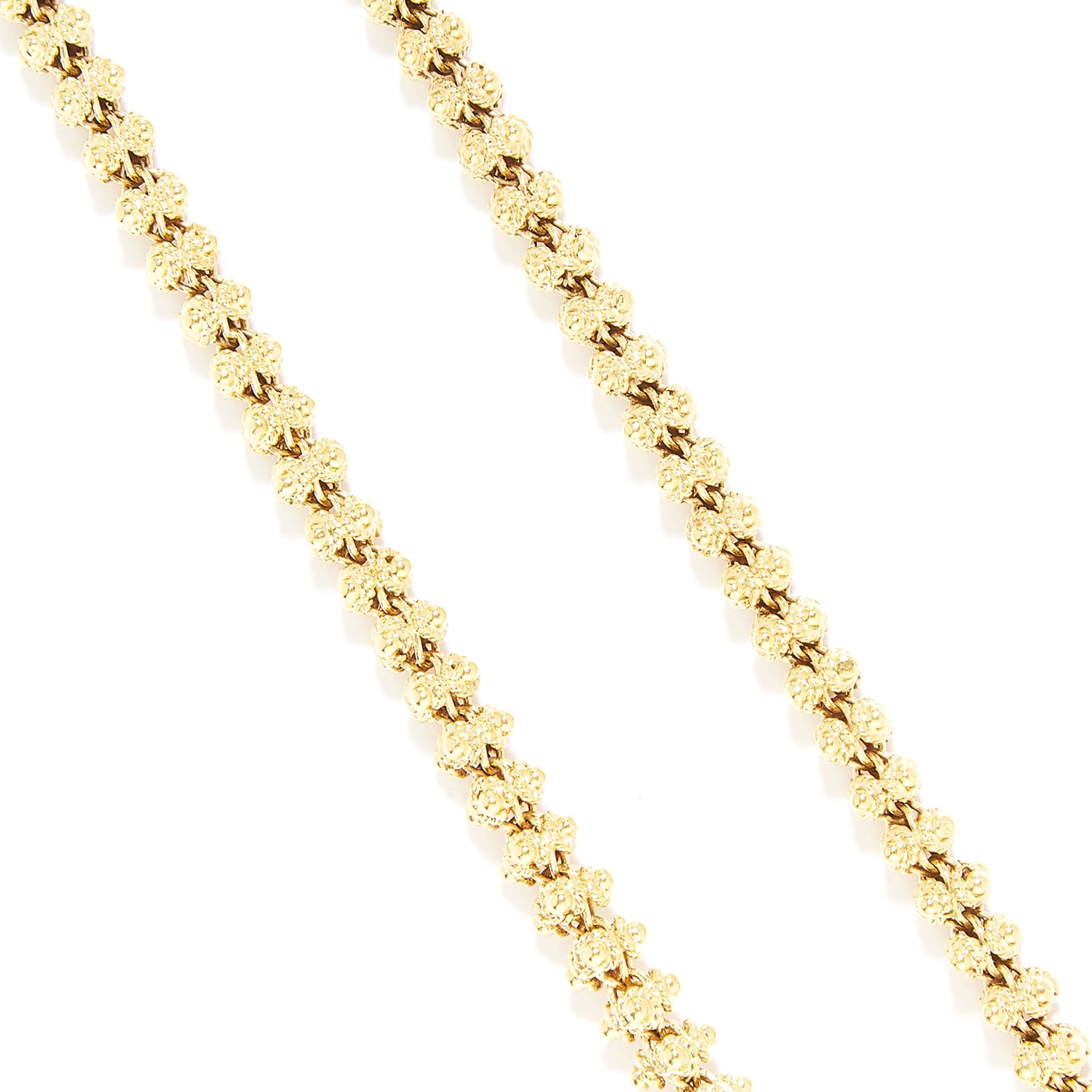 ANTIQUE FANCY LINK LONG CHAIN in yellow gold, comprising of a fancy link long chain, British - Bild 2 aus 2