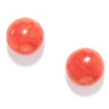 A PAIR OF CORAL STUD EARRINGS in high carat yellow gold, each set with a polished coral bead of 8mm,
