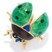 ENAMEL NOVELTY BUG BROOCH in yellow gold, depicting a bug set with enamel, unmarked, 2.3cm, 7.5g.