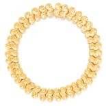 VINTAGE GOLD NECKLACE, LALAOUNIS, CIRCA 1960 in 18ct yellow gold, in collar style with engraved