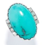 TURQUOISE AND DIAMOND RING in white gold or platinum, set with a cabochon turquoise between square