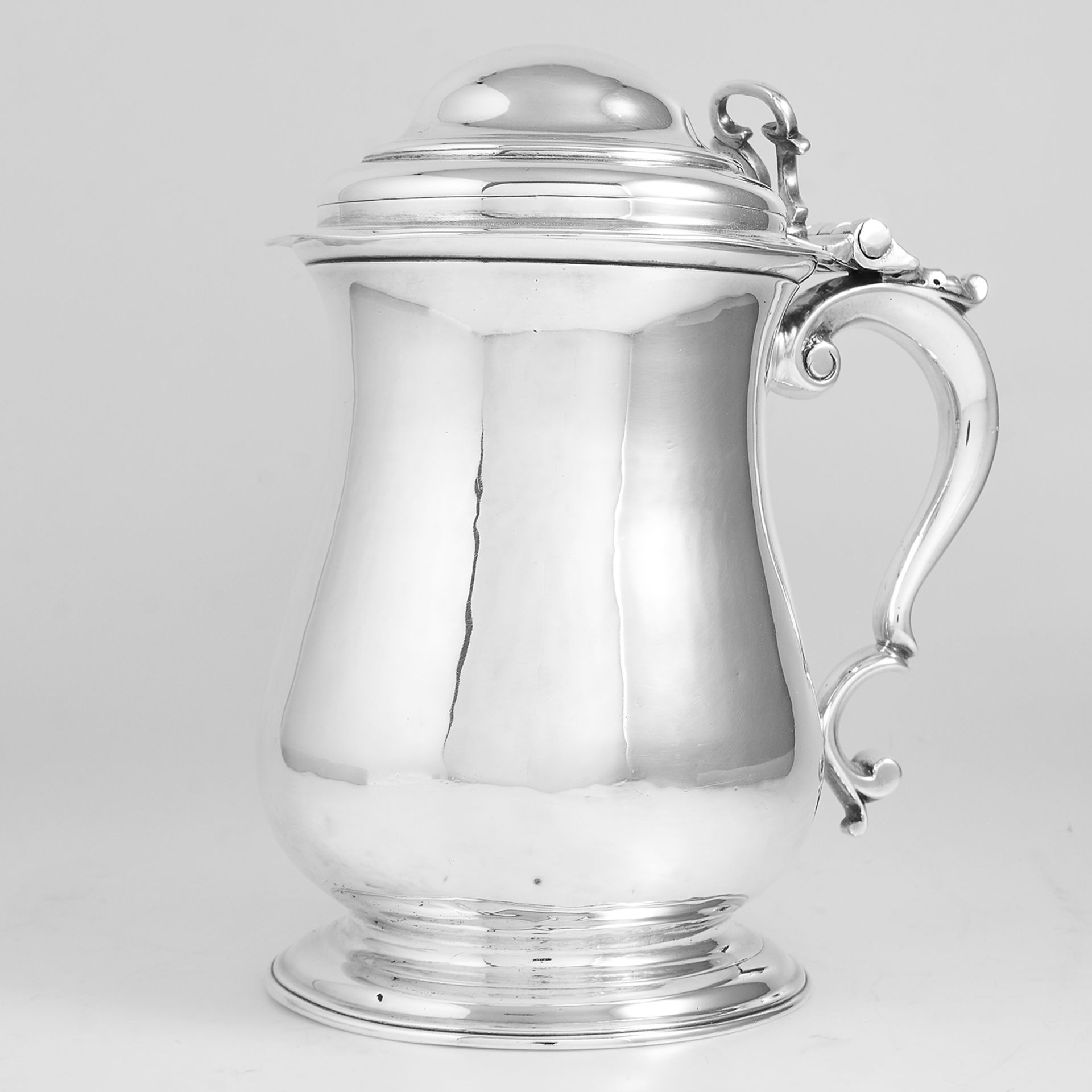 ANTIQUE GEORGE II STERLING SILVER LADIES TANKARD, FULLER WHITE LONDON 1750 of baluster form on a