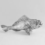VINTAGE ITALIAN SILVER FISH STATUE CIRCA 1960 cast to depict a fish in detail, Italian marks, 25.