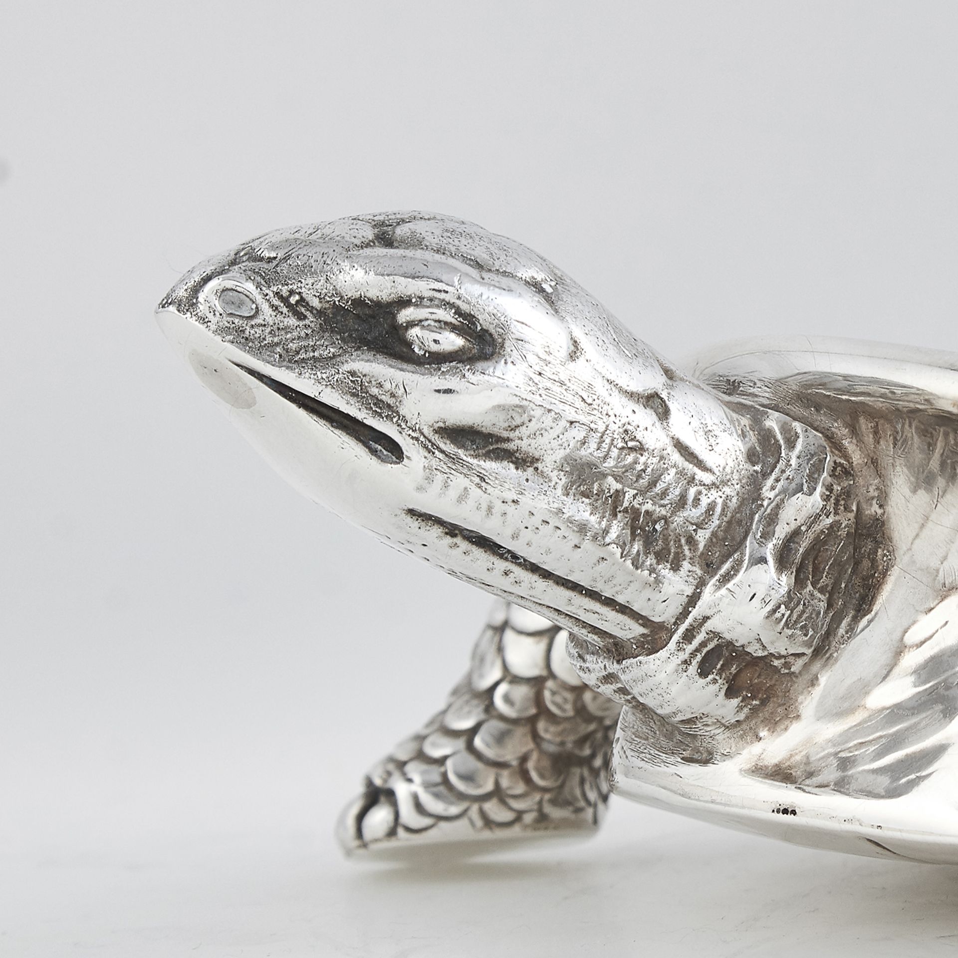 VINTAGE ITALIAN SILVER TURTLE BOX, FASANO OF TURIN, CIRCA 1960 designed as the body of a turtle, its - Bild 4 aus 4