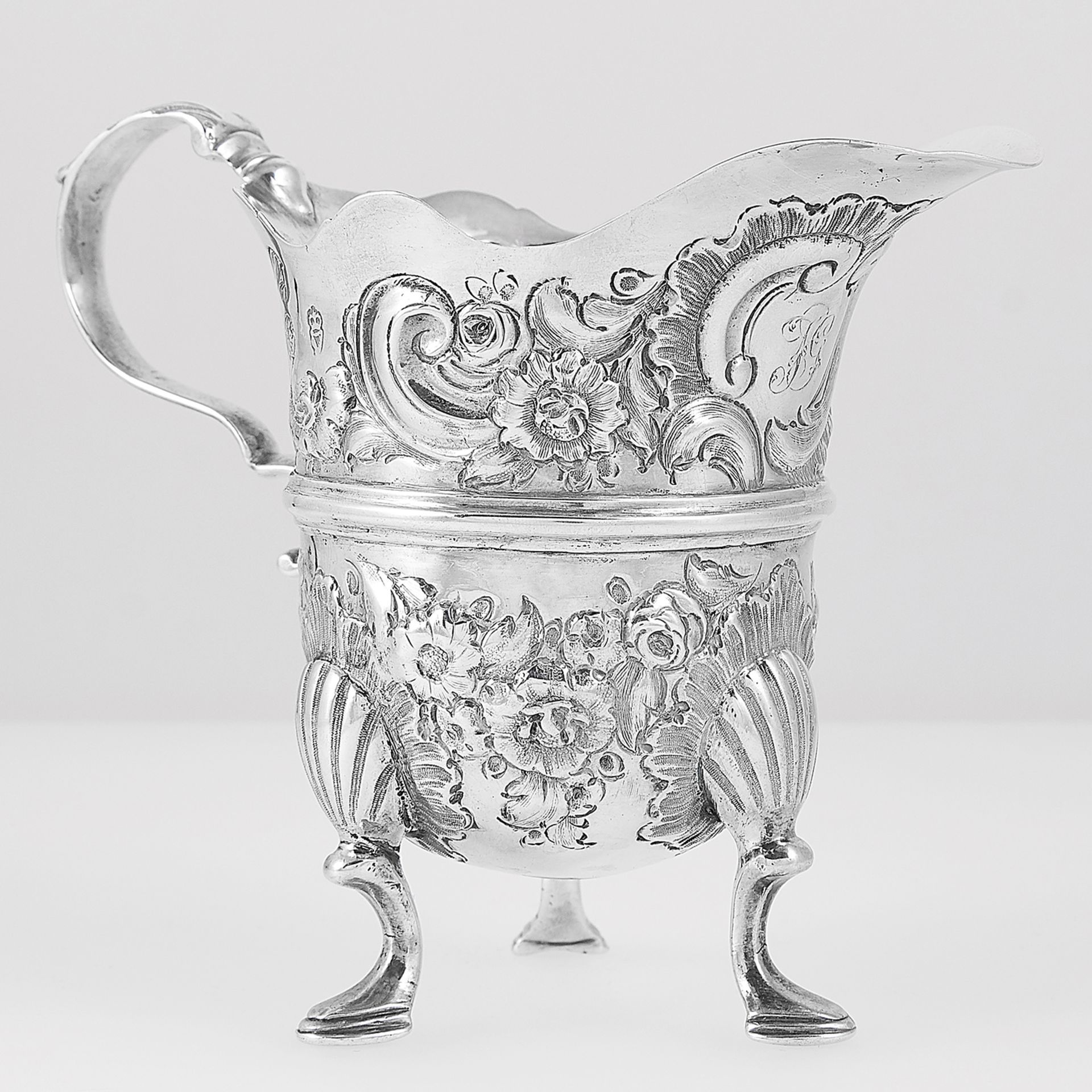 ANTIQUE GEORGE III IRISH STERLING SILVER CREAM JUG, WILLIAM TOWNSEND, DUBLIN CIRCA 1760 the