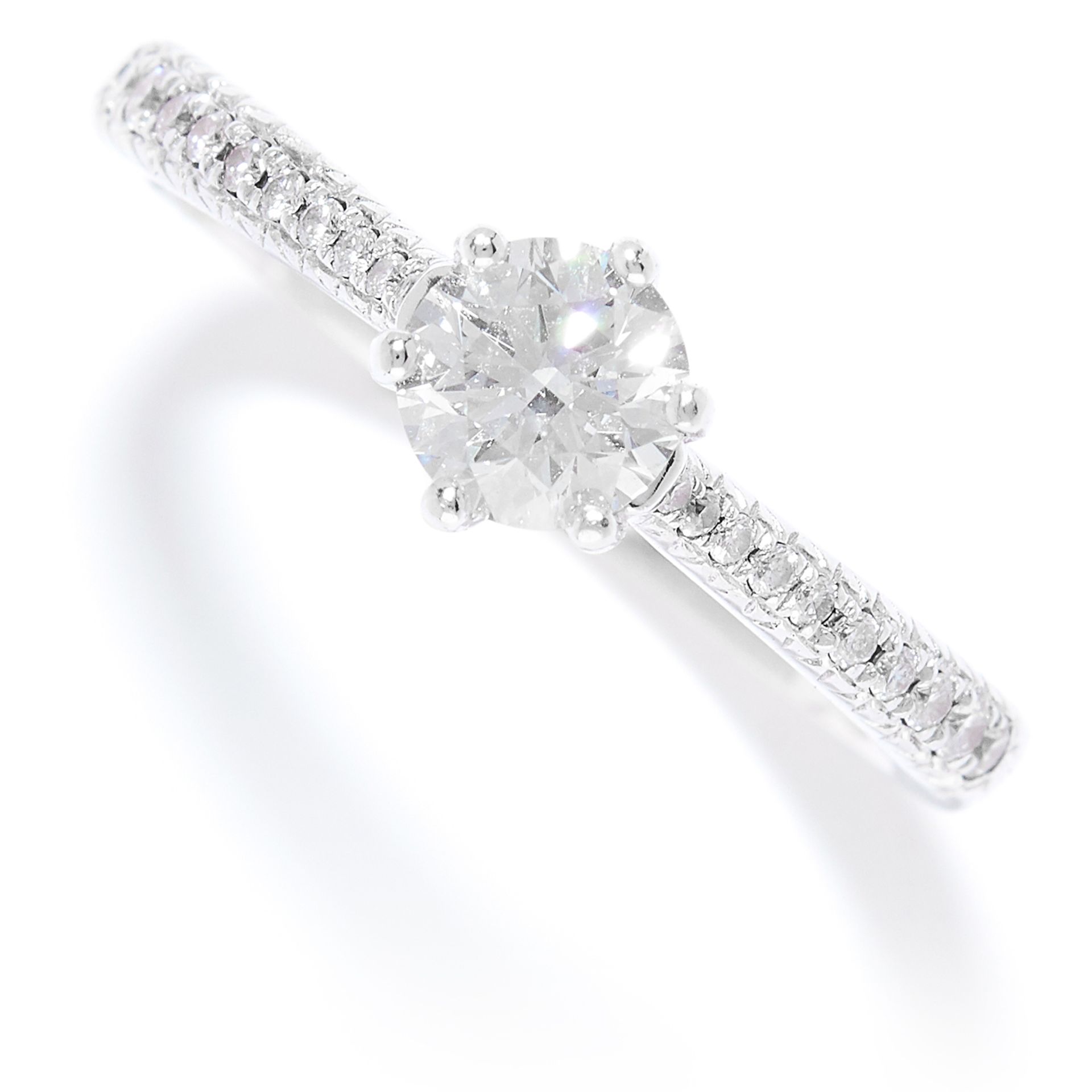 0.50 CARAT SOLITAIRE DIAMOND RING in platinum, set with a round cut diamond of 0.50 carats within