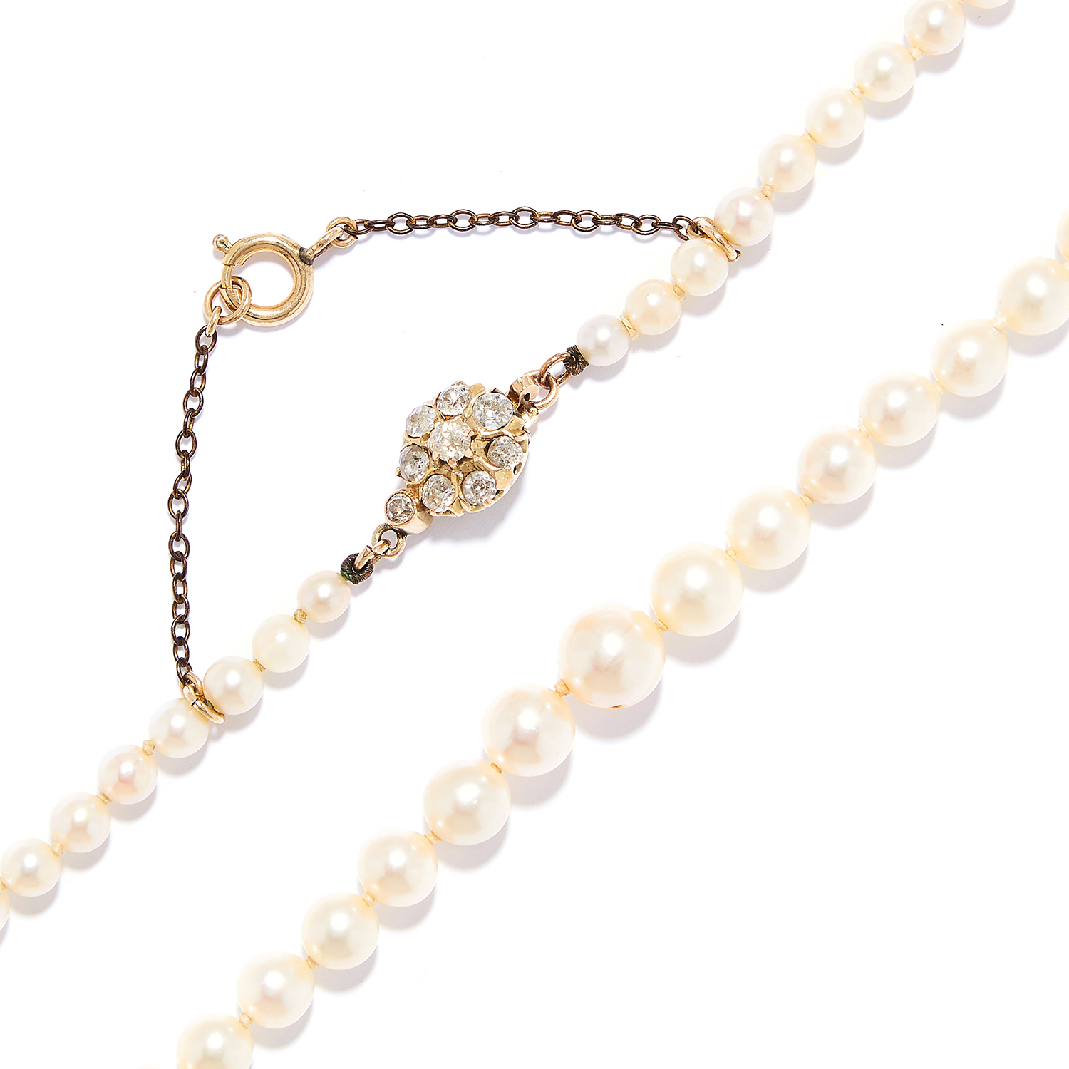 ANTIQUE PEARL AND DIAMOND NECKLACE in yellow gold, comprising of a single strand of pearls with - Image 2 of 2