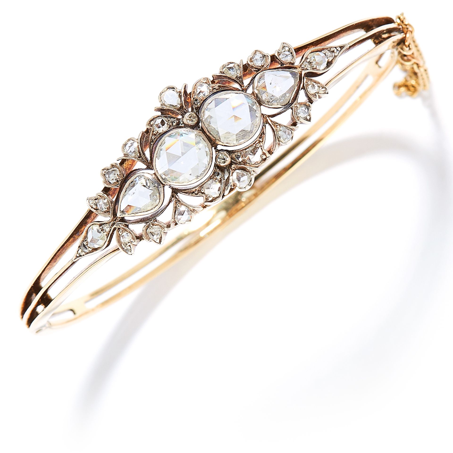 ANTIQUE DIAMOND BANGLE in yellow gold, set with rose cut diamonds totalling approximately 2.30