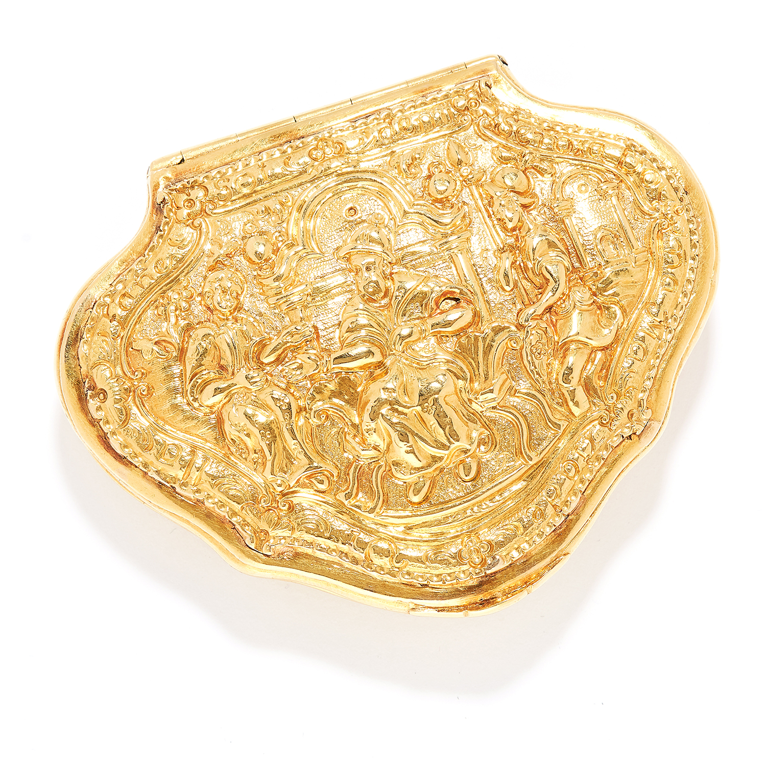 ANTIQUE GOLD REGIMENTAL SNUFF BOX, CIRCA 1750 in 18ct yellow gold, the lid is set with a scene of