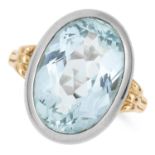 6.77 CARAT AQUAMARINE RING in gold, set with oval cut aquamarine of approximately 6.77 carats,