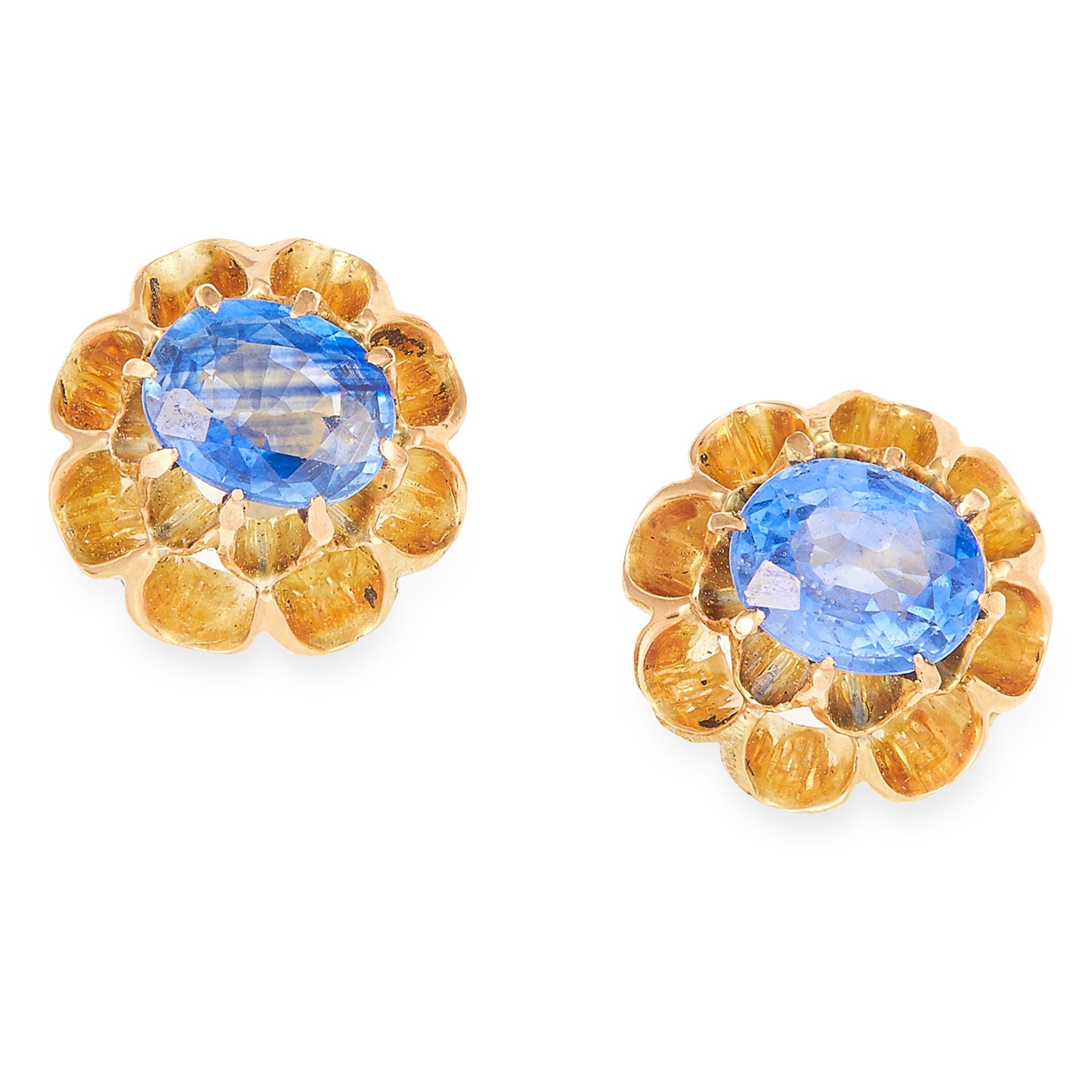 1.06 CARAT SAPPHIRE EARRINGS in yellow gold, each set with an oval cut sapphire totalling
