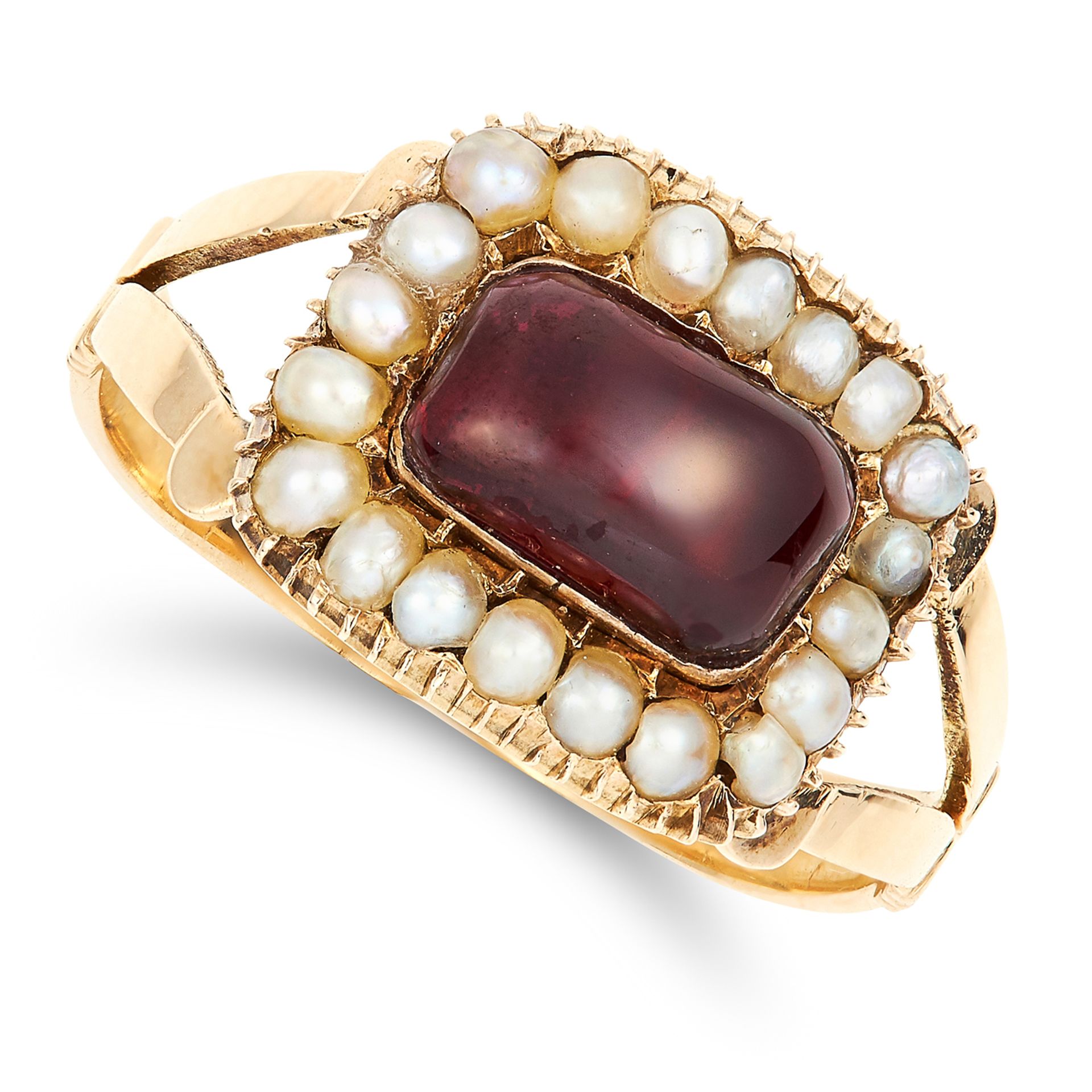 ANTIQUE GARNET AND PEARL MOURNING RING, CIRCA 1825 set with a rectangular cabochon garnet and seed