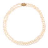 ANTIQUE PEARL, DIAMOND AND CHRYSOBERYL NECKLACE comprising two rows of pearls of approximately 7.