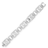 ANTIQUE DIAMOND BRACELET in Art Deco design set with old and round cut diamonds, 18cm, 41.4g.