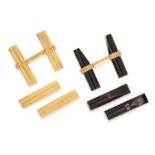 INTERCHANGEABLE ONYX BATON CUFFLINKS, VAN CLEEF AND ARPELS comprising of interchangeable gold and