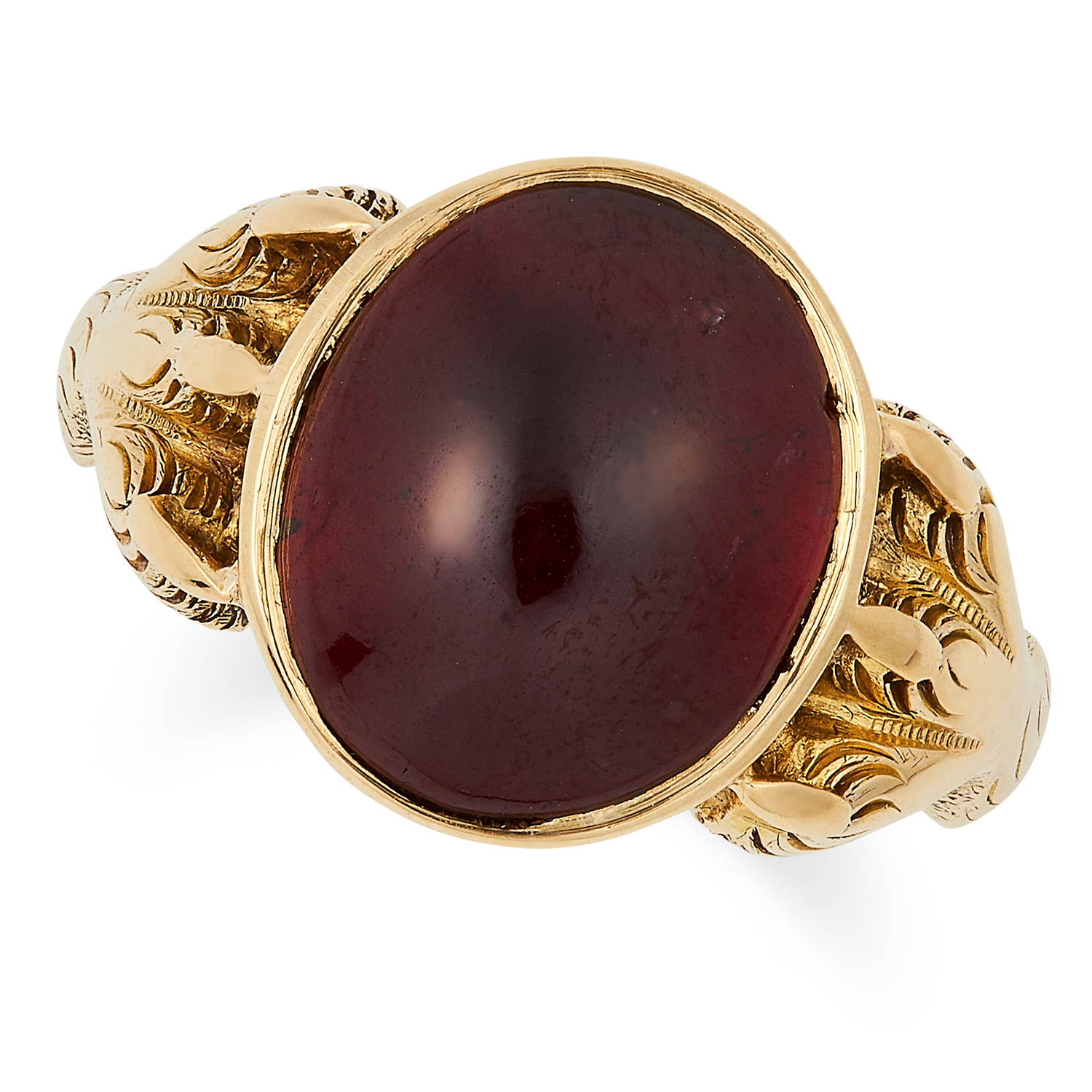 ANTIQUE GARNET DRESS RING set with a cabochon garnet between gold claws, size M / 6, 4.5g.