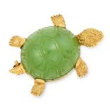 CARVED NEPHRITE TURTLE BROOCH set with carved nephrite shell, 2.5cm, 7.2g.