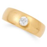 0.40 CARAT DIAMOND RING set with an old cut diamond of approximately 0.40 carats, size S / 9, 9.5g.