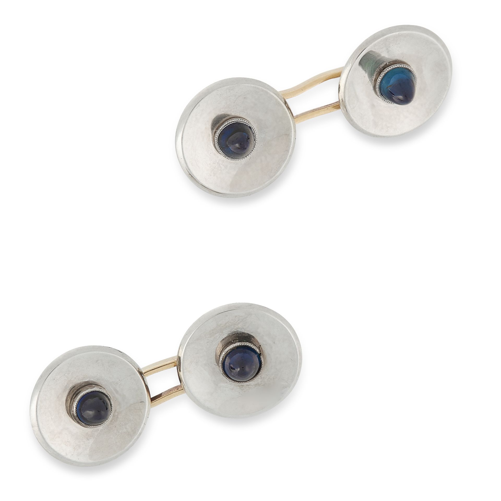 A PAIR OF ANTIQUE SAPPHIRE CUFFLINKS, CIRCA 1910 each formed of two circular links set with a