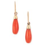 A PAIR OF CORAL DROP EARRINGS each set with polished coral briolette, 2.5cm, 1.1g.