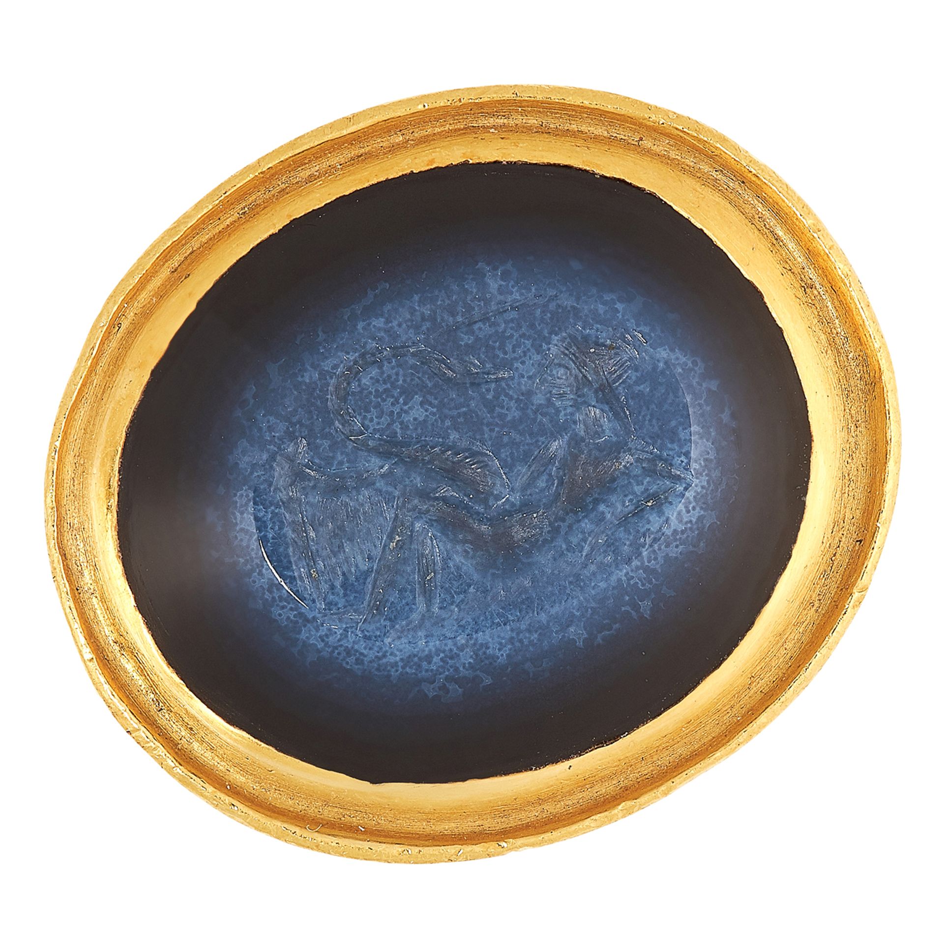 ANTIQUE HARDSTONE INTAGLIO SIGNET RING the intaglio depicting a scene of Leda and the Swan from