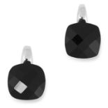 ONYX EARRINGS each set with a single piece of polished onyx, 1.3cm, 8.1g.