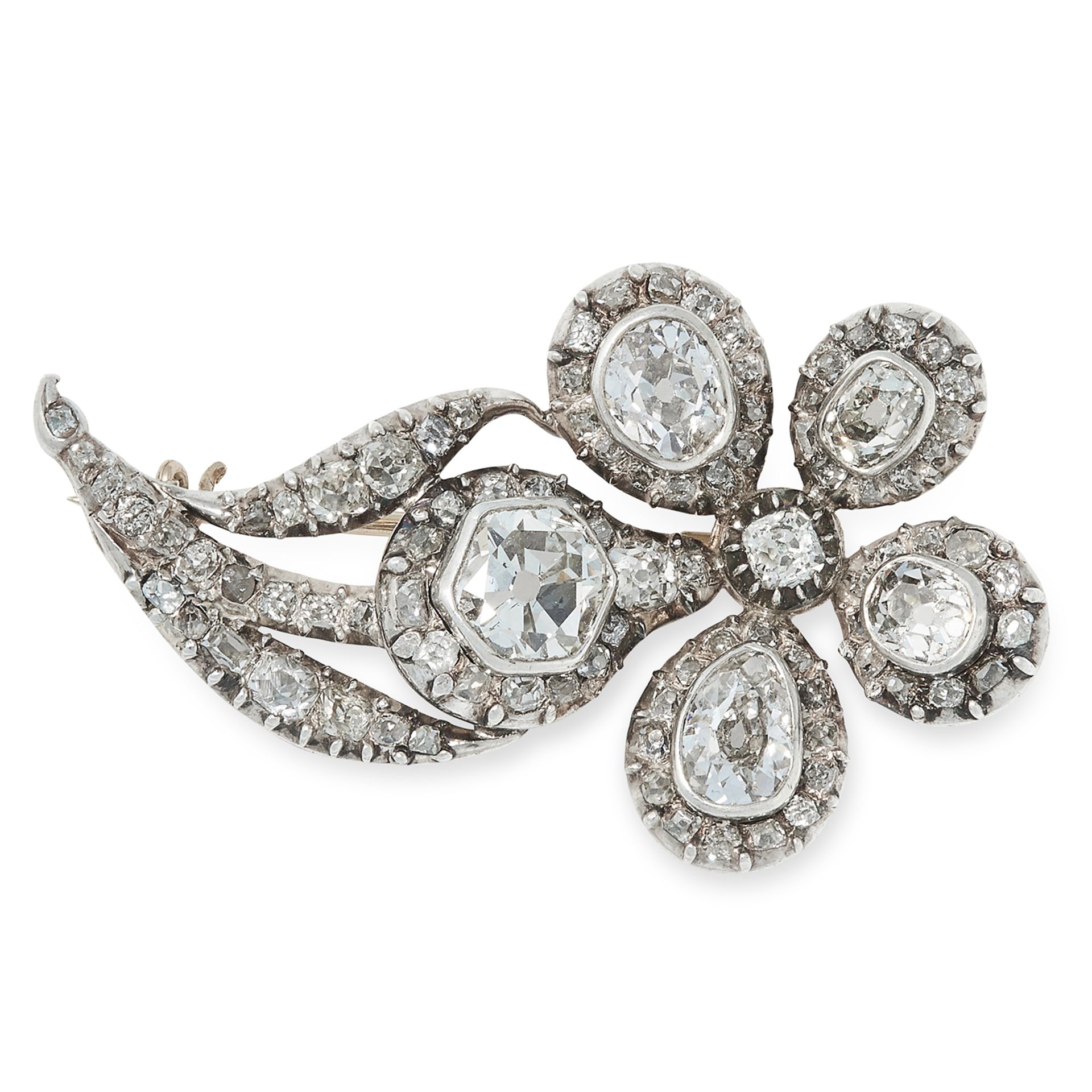 ANTIQUE DIAMOND FLOWER BROOCH set with old cut diamonds totalling approximately 4.50 carats, 4.