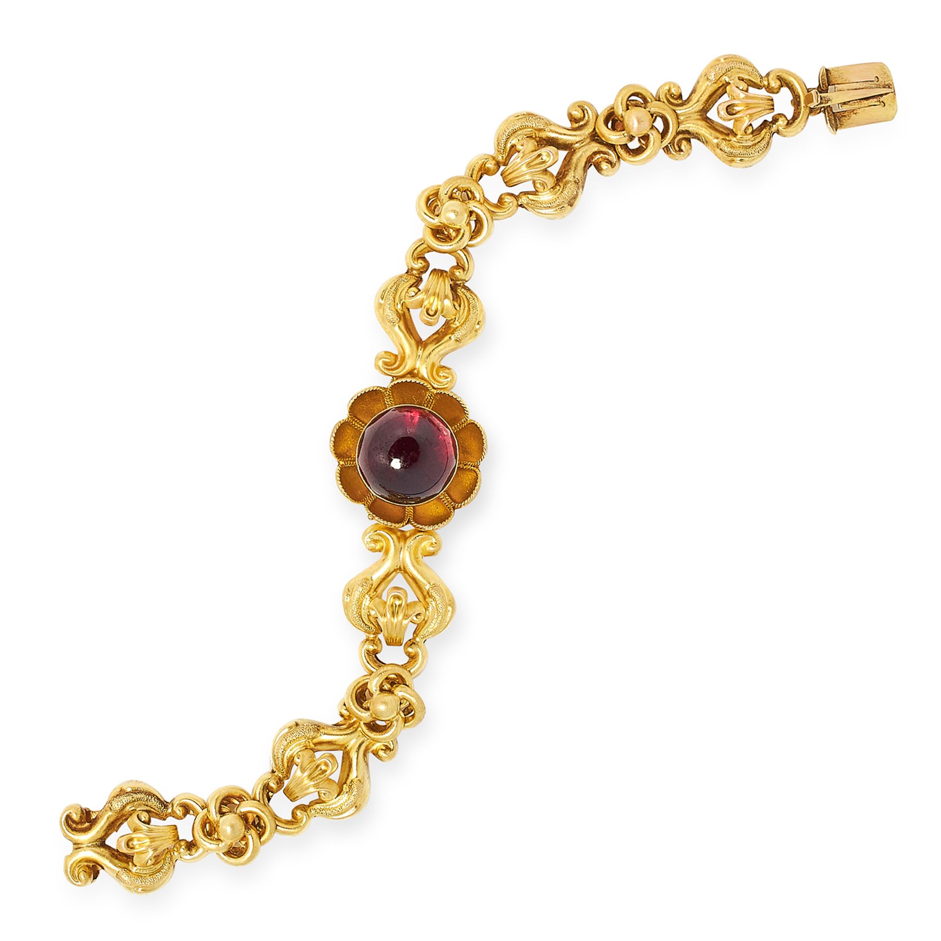 ANTIQUE GARNET FANCY LINK BRACELET set with a cabochon garnet and fancy links, 14.5cm, 11.6g.