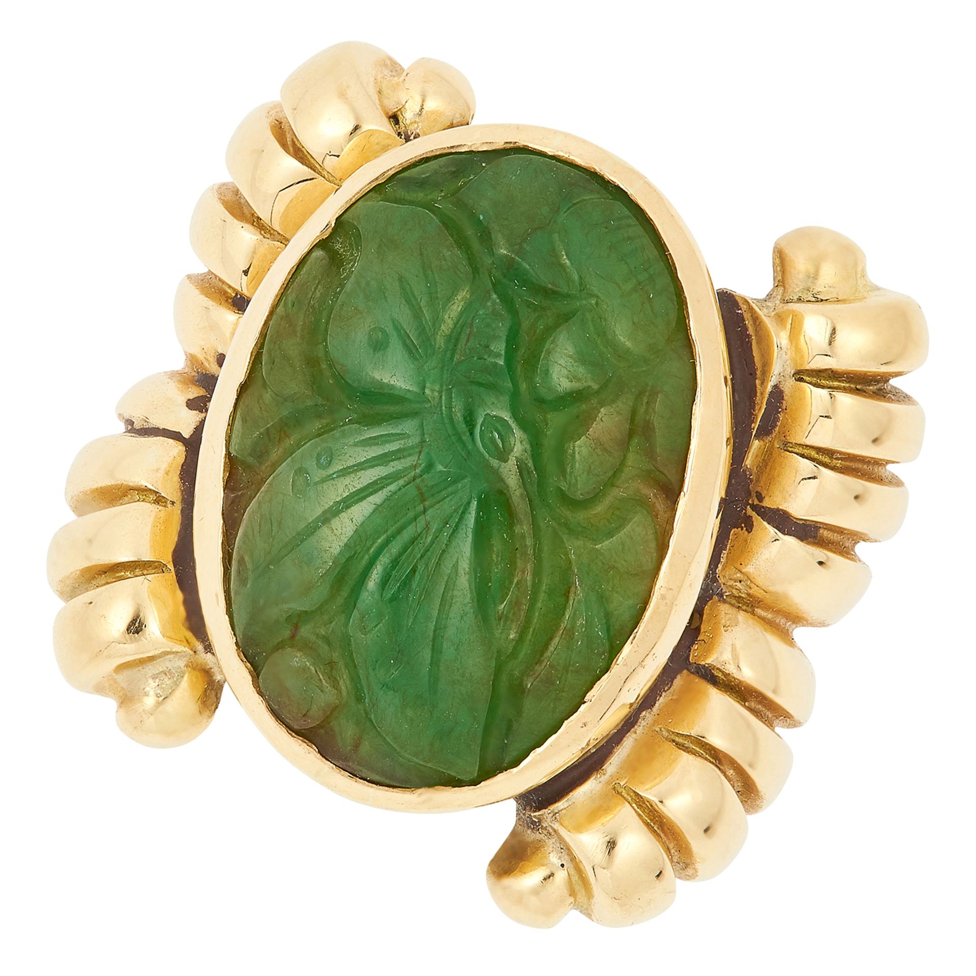 CARVED JADE RING set with a carved cabochon jade depicting flowers, size L / 5.5, 17.4g.