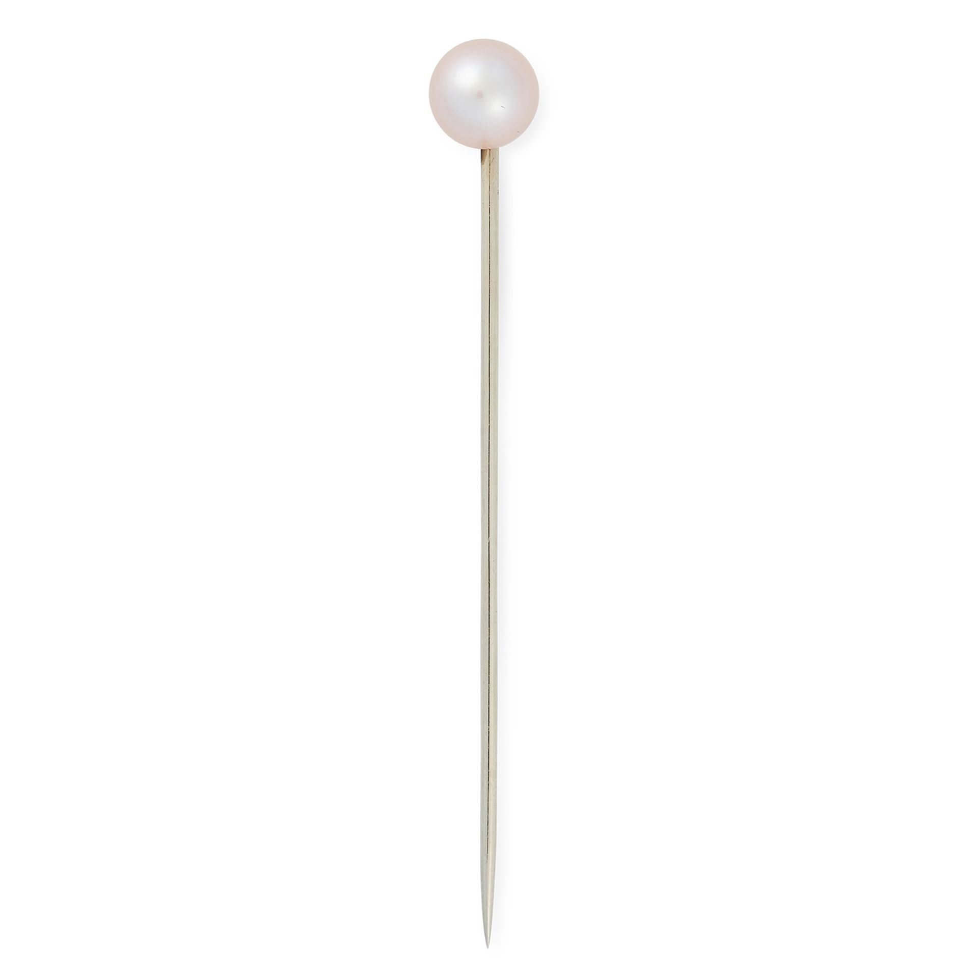 NATURAL SALTWATER PEARL TIE PIN set with a natural saltwater pearl, 6.3cm, 2.2g.
