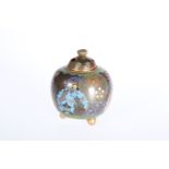 A SMALL CHINESE CLOISONNE ENAMEL INCENSE JAR AND COVER