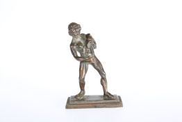 AFTER THE ANTIQUE, A SMALL 19th CENTURY DESK BRONZE FIGURE