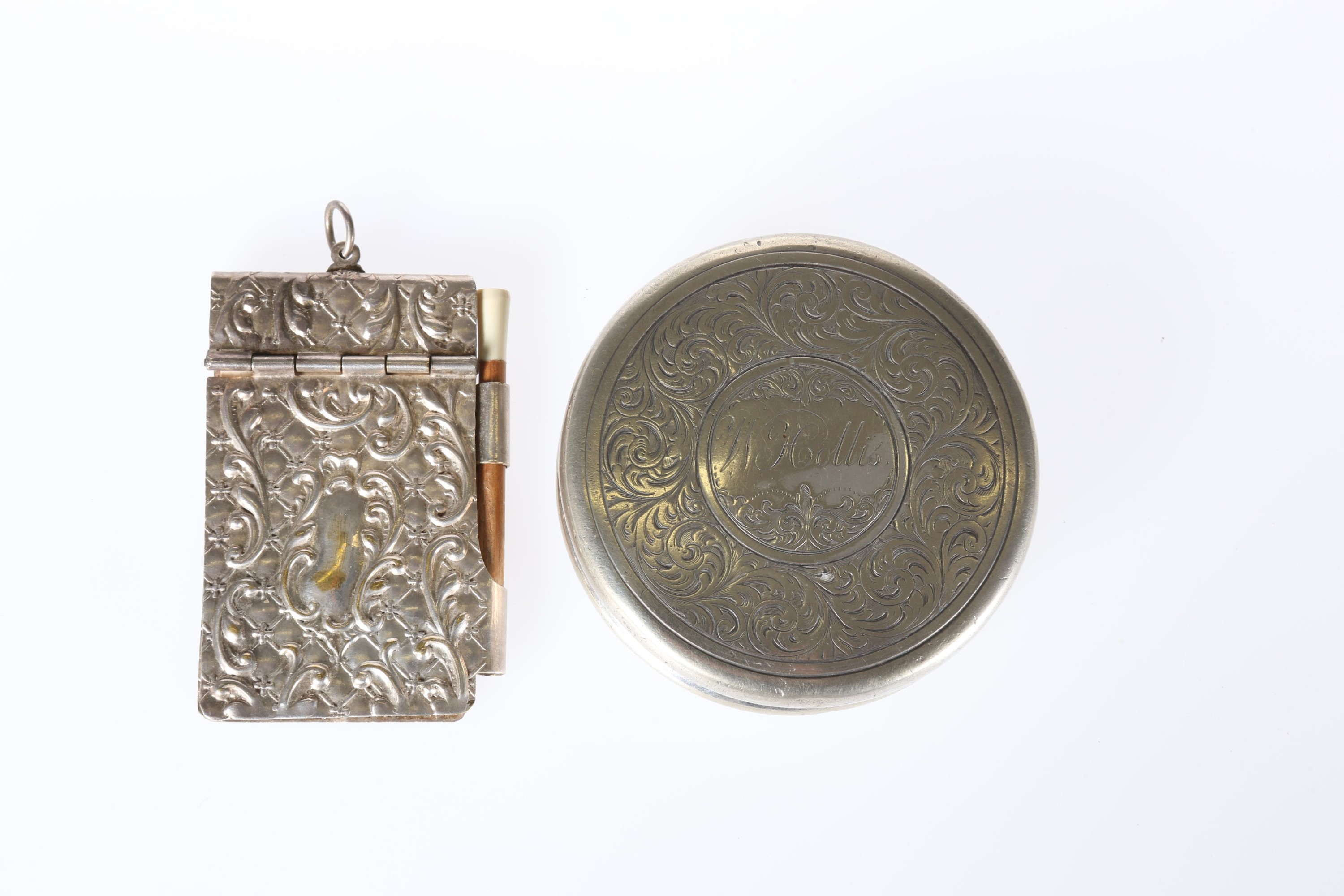 A 19th CENTURY PEWTER BOX