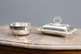 A 19th CENTURY SILVER-PLATED ENTREE DISH